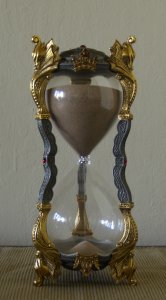 Hourglass. Source: http://irishwsdm.deviantart.com/art/Hourglass-104302328