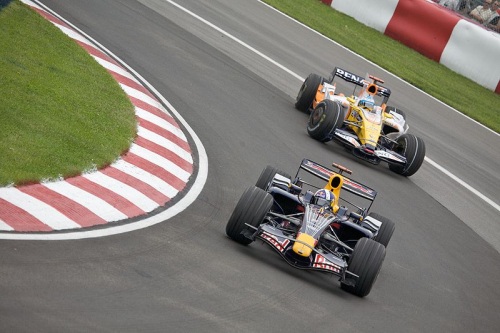 Alonso Chasing Coulthard